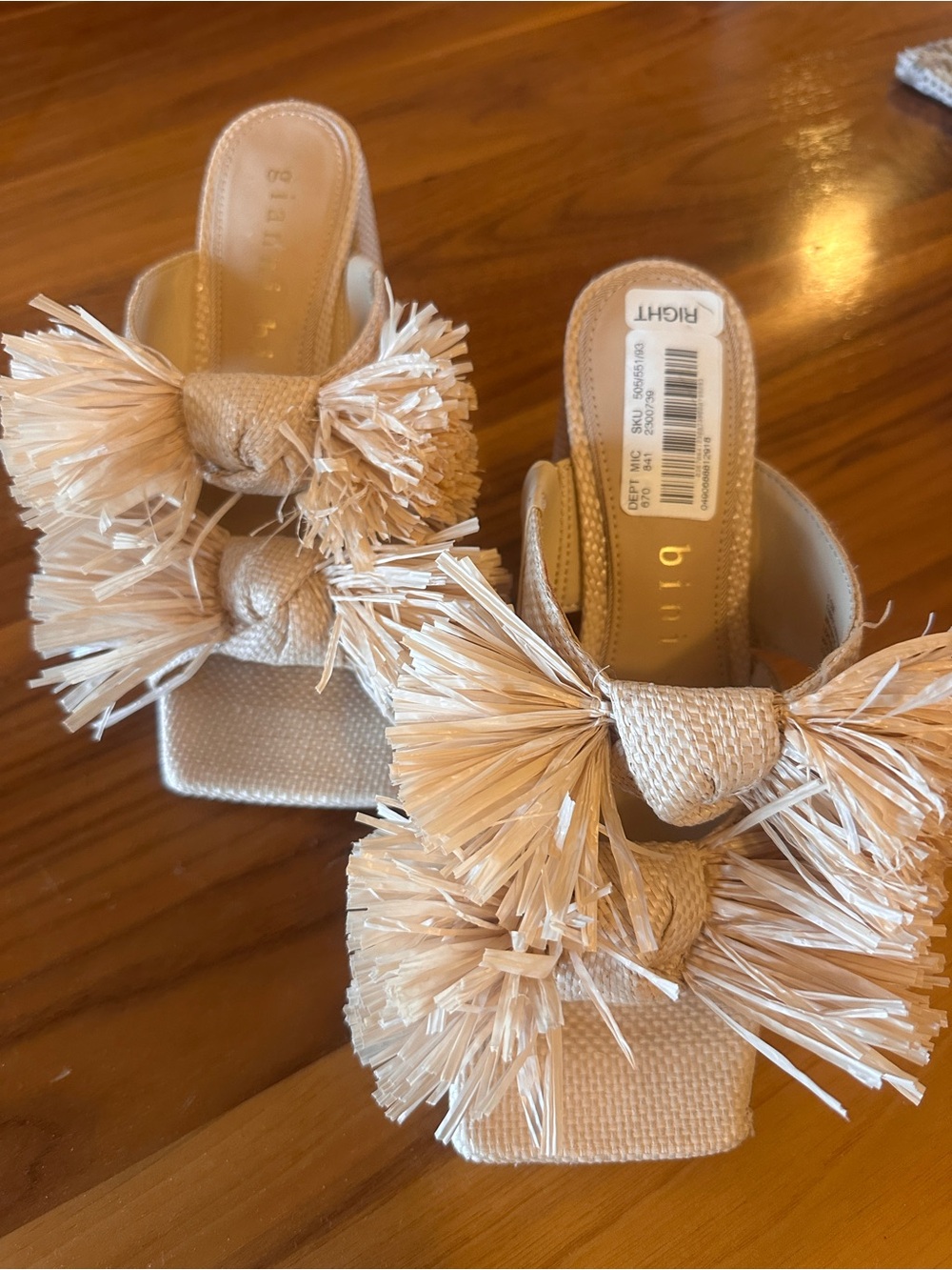 Gianni Bini Beige Raffia Knot Slide Mules NWT 6.5 - Picture 8 of 11